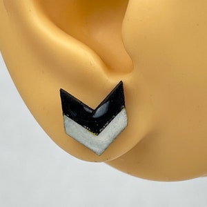 Small Size - Black & White Chevron Split - Handmade Stud Wooden - Minimalistic Lightweight Geometric Baltic Birch Earrings - Glossy Finish