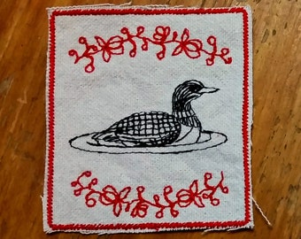 ハンドメイド刺繍のルーンアップサイクルキャンバスジャケットパッチ