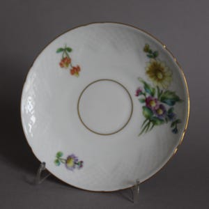 Bing Grondahl Saucer Colorful Flower (A)