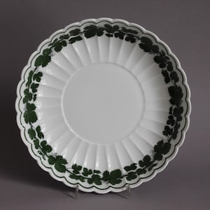 Meissen Full Green Vine Pattern Round Vegetable Bowl Crossed Swords