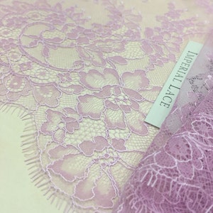 Pizzo lilla, pizzo chantilly, pizzo francese, pizzo da sposa, pizzo da sposa, pizzo smerlato, tessuto di pizzo, tessuto tagliato su misura MK00217