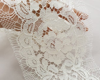 Ivory lace Trim, Alencon Lace, French Lace trim, Bridal lace, Wedding Lace, Eyelash lace, Lace trim, Fabric by the yard MB00464