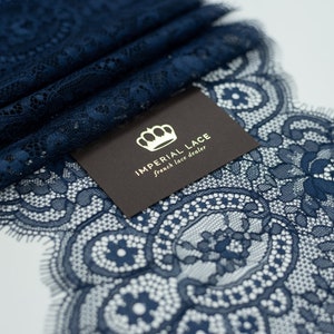 Blauer Spitzenbesatz, Chantilly-Spitze, ausgebogte Spitze, Hochzeitsspitze, Dessous-Spitze, Abendkleidspitze, Spitzenbatist MK00566
