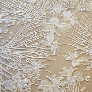70 cm White lace fabric, Lace fabric, boho lace fabric, alencon lace fabric, scalloped fabric, bridal lace fabric, Fabric By the Yard B00331