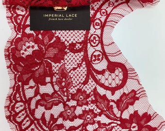 Bordure en dentelle de chantilly en mélange de coton rouge, dentelle française du Solstiss, 8,27" de large
