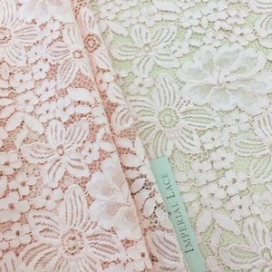 Rosa Spitzenstoff, Spitzenstoff, Boho Spitzenstoff, Alencon Spitzenstoff, Ausgebogte Spitze, Brautspitzenstoff, Stoff Meterware, K00624