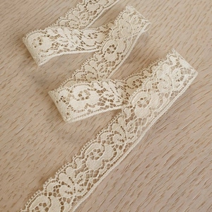 Ecru lace Trim, Chantilly Lace, French Lace trim, Bridal lace, Wedding Lace, Scalloped lace, Lace Fabric, Fabric by the yard MB00261