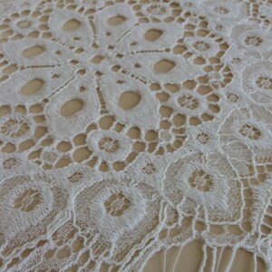 Ivory lace fabric, Wedding lace, Lingerie lace, Ivory alencon lace fabric, Geometric lace, Vintage lace, Lace fabric, Veil lace, B00113 image 3