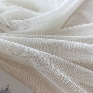 Ivory silk touch tulle fabric, English net fabric, Soft veil tulle, Wedding dress tulle -  300cm wide - sold per meter T00038