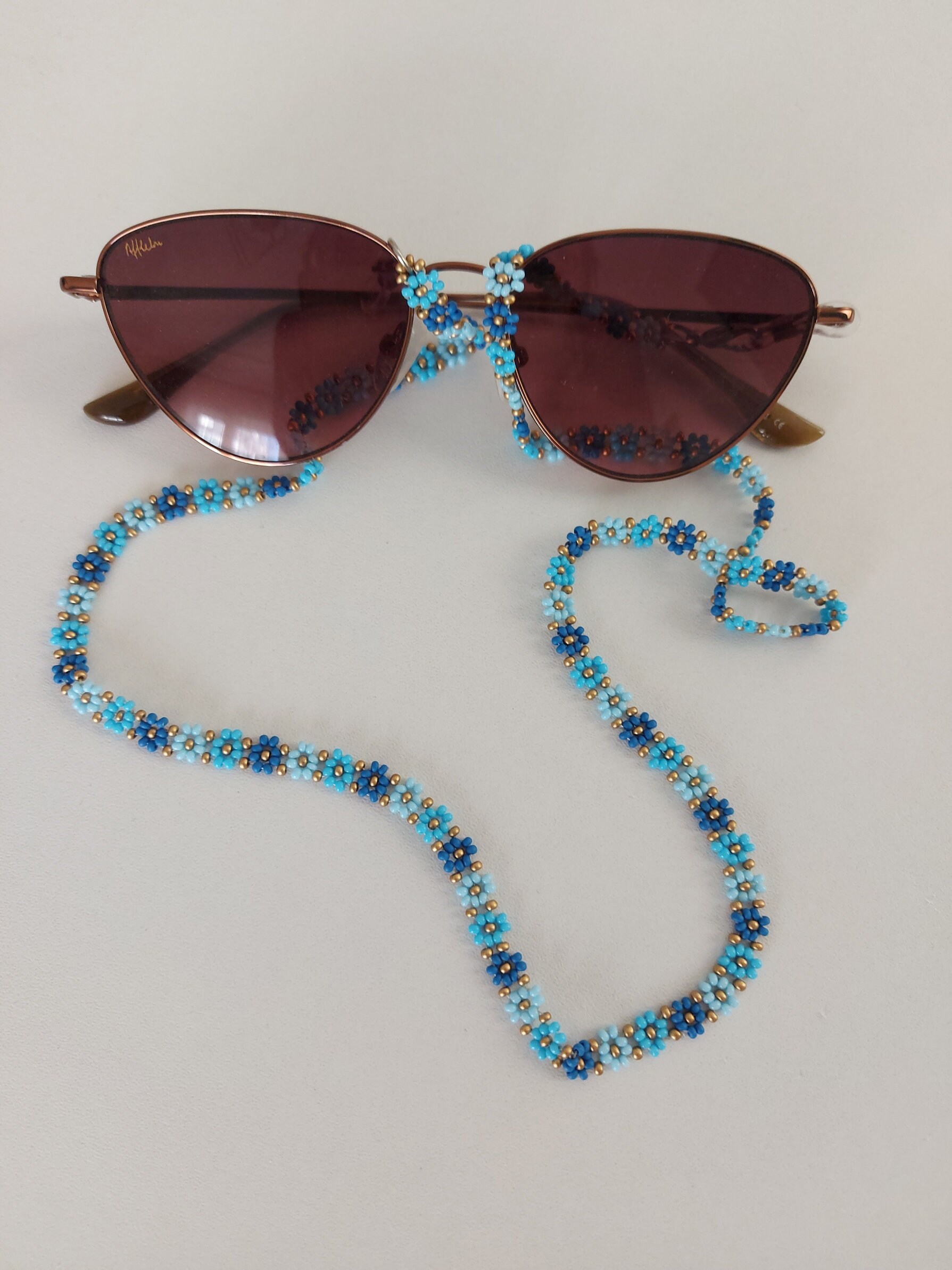 Handmade Patina Blue Daisy Beaded Glasses Chain: Women