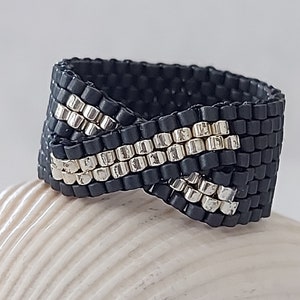 Miyuki ring, Peyote ring, Beaded ring, Handwoven ring, Wide Bang ring, Two color ring, Gift for women, Miyuki jewelry, beaded accessories
