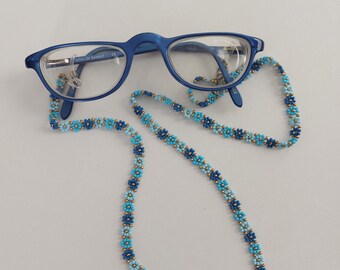 Handmade Patina Blue Daisy Beaded Glasses Chain: Women display picture 1