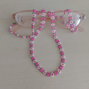 Gift For Her, Daisy Eyeglass Chain, Beaded Sunglasses Chain, Flower Jewelry, Reading Glasses Chain, Sunglass Strap, Women Accessories,