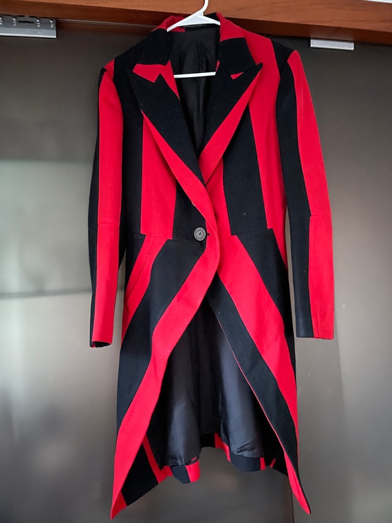 Stunning Rare Yohji Yamamoto red black striped tu… - image 7