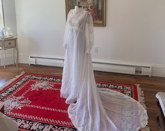 1970s Wedding Dress, High Neck Wedding Dress, Prairie Wedding Dress, Long Sleeves, Chiffon Long Train, Boho Wedding Dress, Size 10/12, White