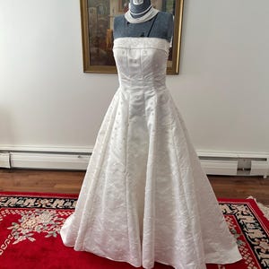 Vestido de noiva vintage com contas brancas, vestido de noiva com contas feitas à mão dos anos 90, vestido branco com contas dos anos 90, vestido de noiva sem alças, vestido formal vintage com contas
