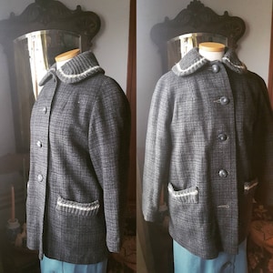50s Grey Wool Plaid Coat, 1950s Grey Wool Coat, 40 Grey Plaid Coat, 50s Plaid Coat, Size Medium 50s Coat, 40s Winter Coat, Rare 50s Coat