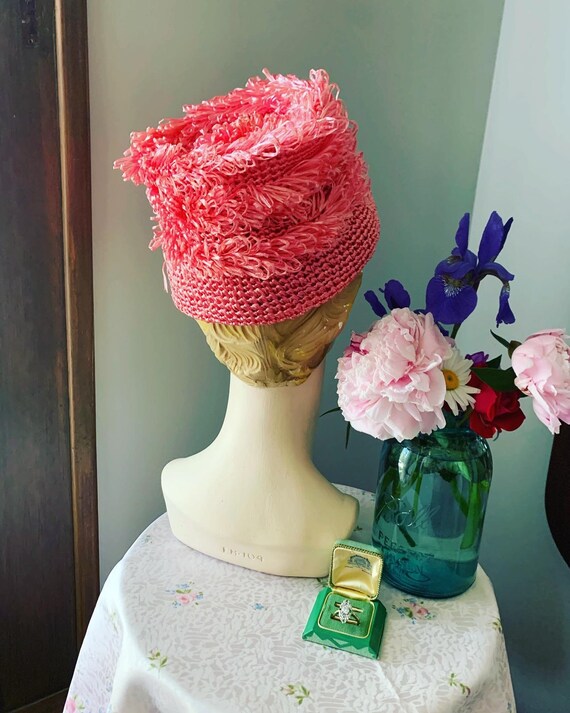 1950s Vintage Coral Straw Hat, Handmade In Italy … - image 3