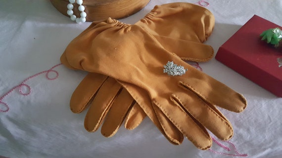 40s Mustard Gloves, 1940s Mustard Yellow Gloves, … - image 3