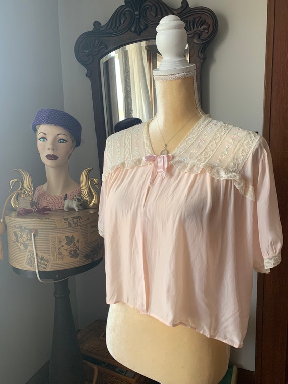 1940s Pink Bed Jacket, 40s Blush Pink Bed Coat, Vi