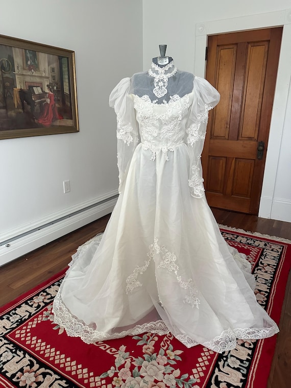 Vintage 1980s Princess Wedding Dress, 1970s Boho Wedding Dress, Cottagecore Wedding Dress, Victorian Inspired, Prairie Wedding Dress