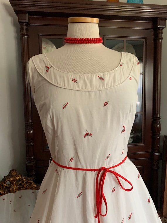 50s White Cotton Dress, Victory Dress, Ivory Dres… - image 10