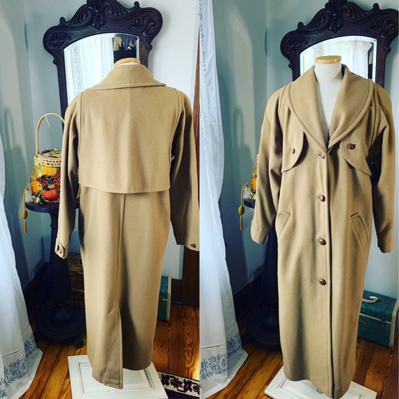 Vintage Menswear Oversized Tan Camel Woolrich Coat