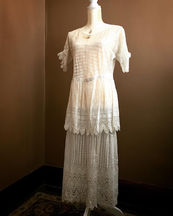 Edwardian French Lace Wedding Dress, 1920s White … - image 1