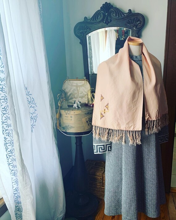 Vintage 20s Peach Scarf, 1930s Peach Pink Rayon Si