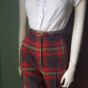 50s Wool Shorts, 50s Plaid Shorts, Size Small, Small 40s Shorts, Vintage High Waist Shorts, 40s Shorts, Vintage Winter Shorts, Plaid Short image 8