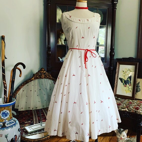 50s White Cotton Dress, Victory Dress, Ivory Dres… - image 9