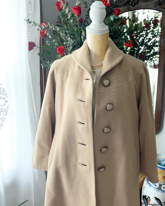 40s Tan Cashmere Coat, 40s Beige Coat, Bakelite B… - image 9