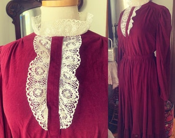 Prairie Dress Burgundy, Cottagecore Skirt Set, High Lace Neck, Vintage Berry Red Dress, Merlot Winter Dress, Size Medium Dress, Prairie