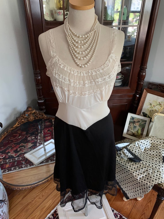 Vintage White Black Slip, 50s Nylon Tricot Slip, … - image 10