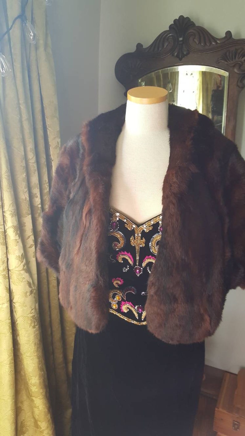 Vintage Fur Stole 1950s Mink Wrap 1950s Fur Wedding Shawl 50s Fur Bridal Cape Vintage Mink Capelet Vintage Fur Winter Bride Capelet