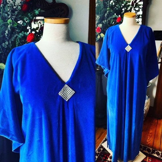 Vintage Blue Velvet Nightgown, Saks Fifth Avenue N