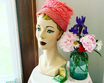 Cappello di paglia di corallo vintage degli anni 1950, cappello fatto a mano in Italia, cappello di rafia, cappello di corallo anni '60, cappello estivo del 1960, cappello vintage, uncinetto a mano