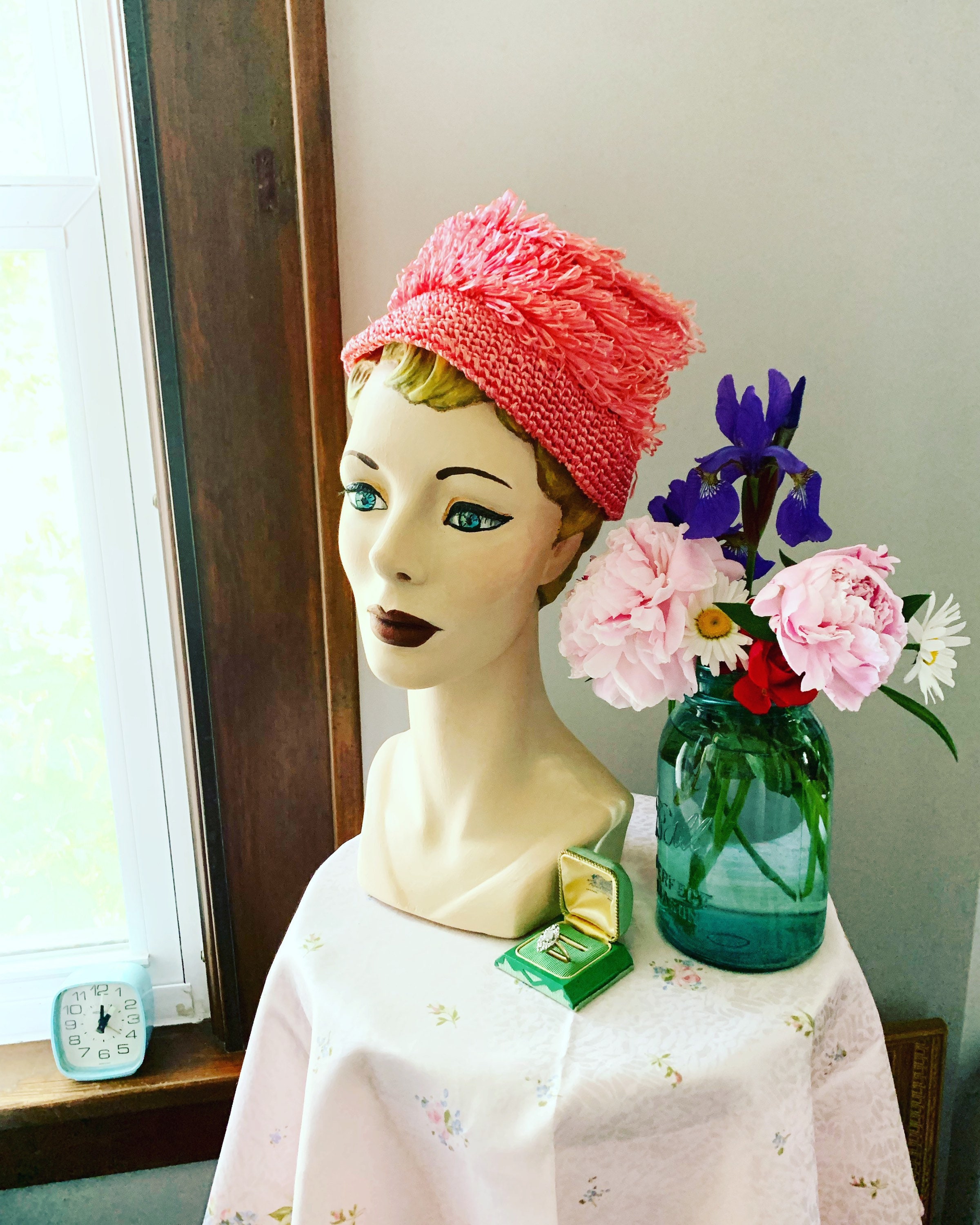 1960s Flower Pot Hat - Etsy Canada