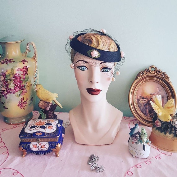 50s Rosebud Hat, 1950s Blush Pink Roses Black Hat,
