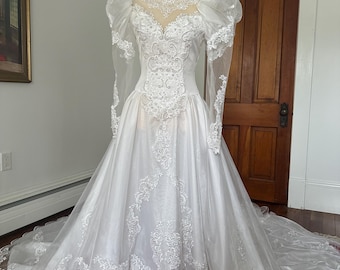vintage ruffle wedding dress The dreamiest soft lace 1950's with elegant long sleeves, a flattering fitted waist and a flowing full length swishy skirt with trim detailing like it's straight out of Vintage a line wedding dress