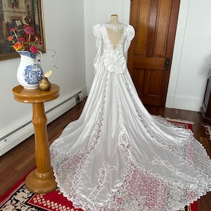 1980s White Wedding Gown, Cathedral Train, 80s Does Victorian Style, Size Medium Wedding Dress, Vintage Wedding Gown, Puffed Sleeves, Lace