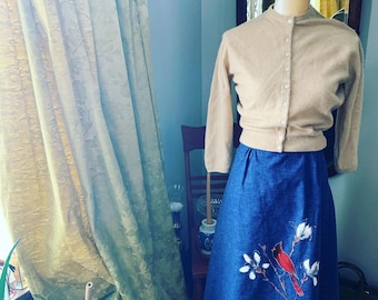 Vintage Bird Skirt, Novelty Cardinal Skirt, Vintage Bird Print Skirt, Red Bird Skirt, Wrap Skirt, Size Small Skirt, Cotton Denim, Retro