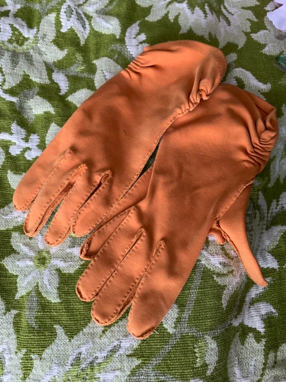 40s Mustard Gloves, 1940s Mustard Yellow Gloves, 1950… Gem
