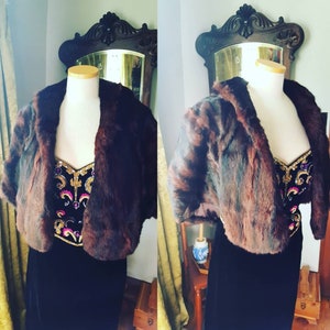 Vintage Mink Capelet, 50s Fur Bridal Cape, Vintage Fur Winter Bride Capelet, Vintage Fur Stole, 1950s Mink Wrap, 1950s Fur Wedding Shawl