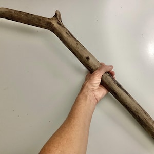 25” Long Driftwood Piece with Arch : 2 Feet Macrame Wall Hanging Topper | Dream Catcher Thick Driftwood Stick with Bend | Weaving Supply