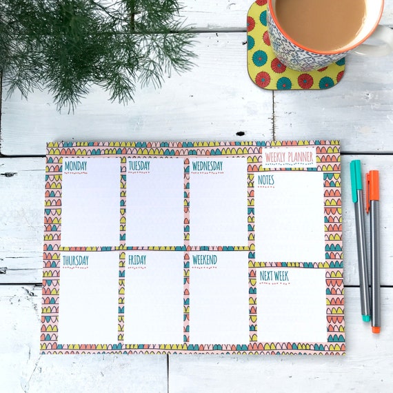 A4 Weekly Planner desk pad / Coral pattern design