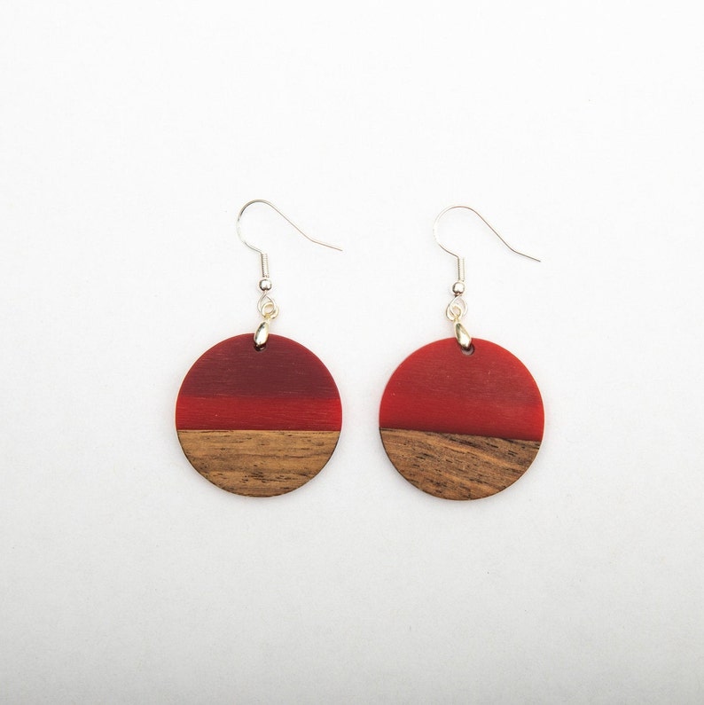 Red /& Maroon Epoxy Resin Unusual Dangle Earrings with Natural Wood Boho Aesthetic Circular Round Design Style for Women and Girls Homemade