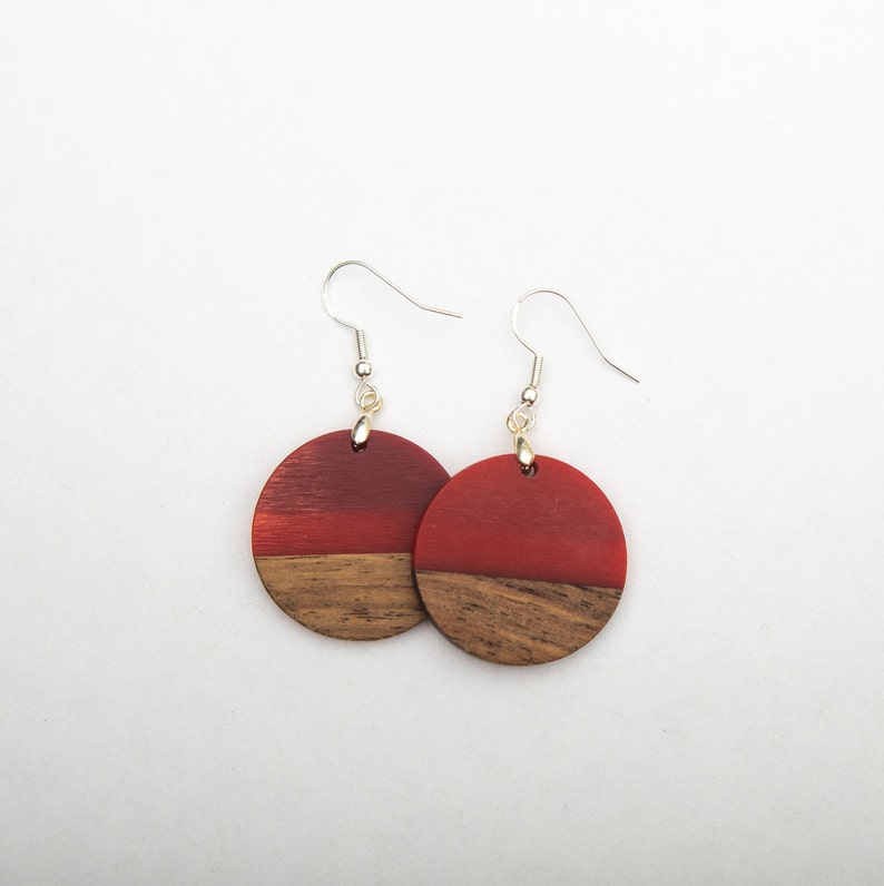 Red /& Maroon Epoxy Resin Unusual Dangle Earrings with Natural Wood Boho Aesthetic Circular Round Design Style for Women and Girls Homemade