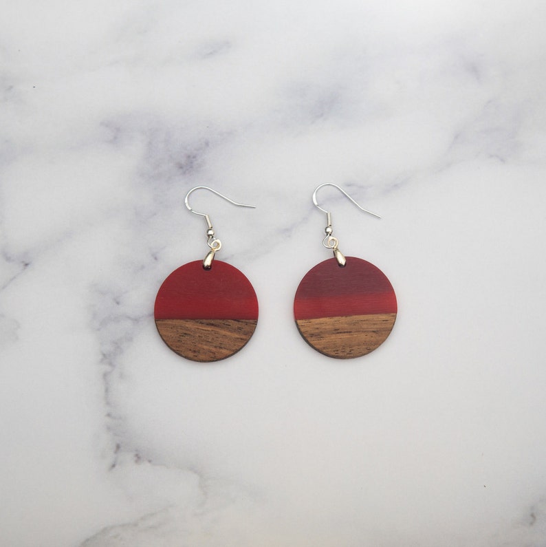 Red /& Maroon Epoxy Resin Unusual Dangle Earrings with Natural Wood Boho Aesthetic Circular Round Design Style for Women and Girls Homemade