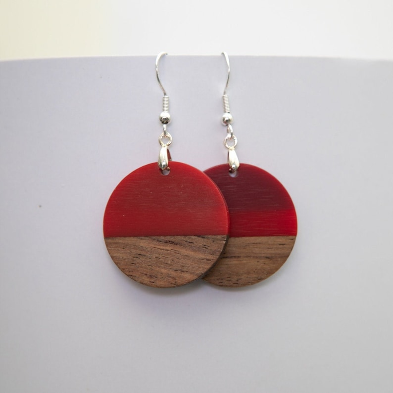 Red /& Maroon Epoxy Resin Unusual Dangle Earrings with Natural Wood Boho Aesthetic Circular Round Design Style for Women and Girls Homemade